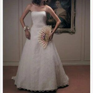 Strapless White Lace A-Line Wedding Dress